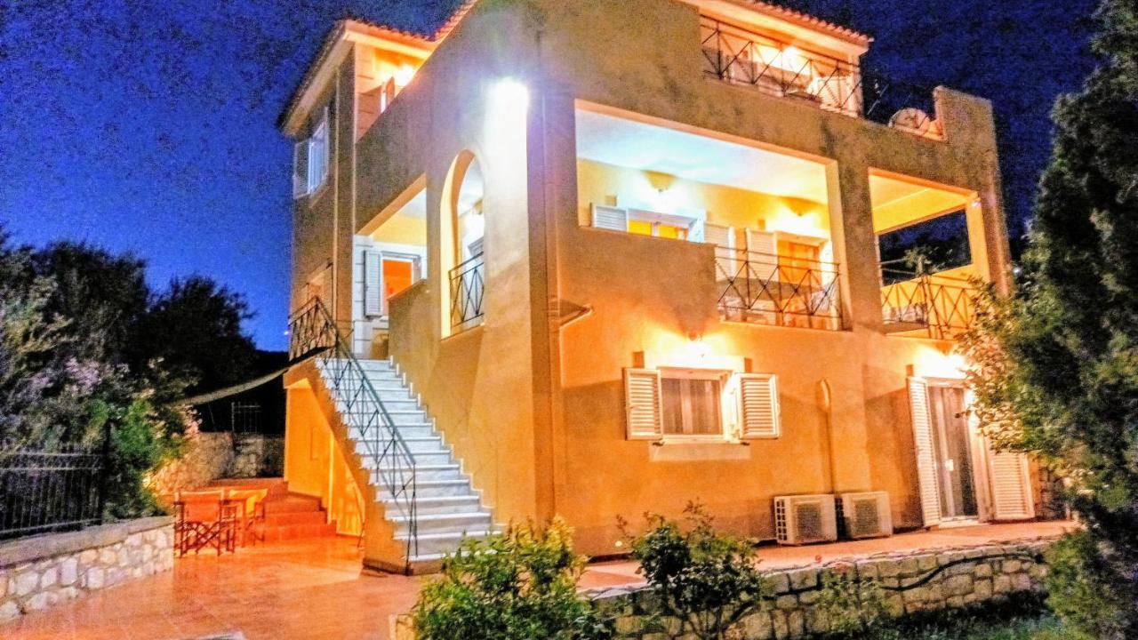 Gythio Seaside Villa Dimitrios - Panoramic View Ngoại thất bức ảnh