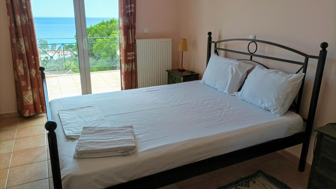 Gythio Seaside Villa Dimitrios - Panoramic View Ngoại thất bức ảnh