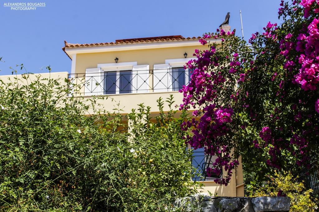 Gythio Seaside Villa Dimitrios - Panoramic View Ngoại thất bức ảnh